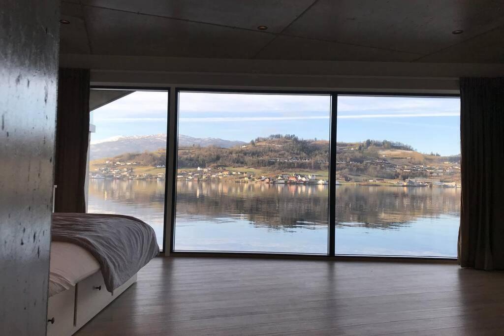 Panoramaresort In Hardangerfjorden Leilighet I Sjokanten Ved Hardangerfjorden For 7 Personer Boat , Sauna,Kajak, Sup For Rent Øystese Zewnętrze zdjęcie