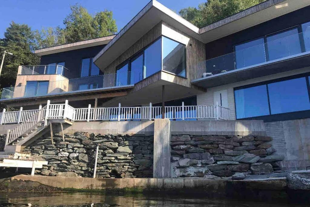 Panoramaresort In Hardangerfjorden Leilighet I Sjokanten Ved Hardangerfjorden For 7 Personer Boat , Sauna,Kajak, Sup For Rent Øystese Zewnętrze zdjęcie
