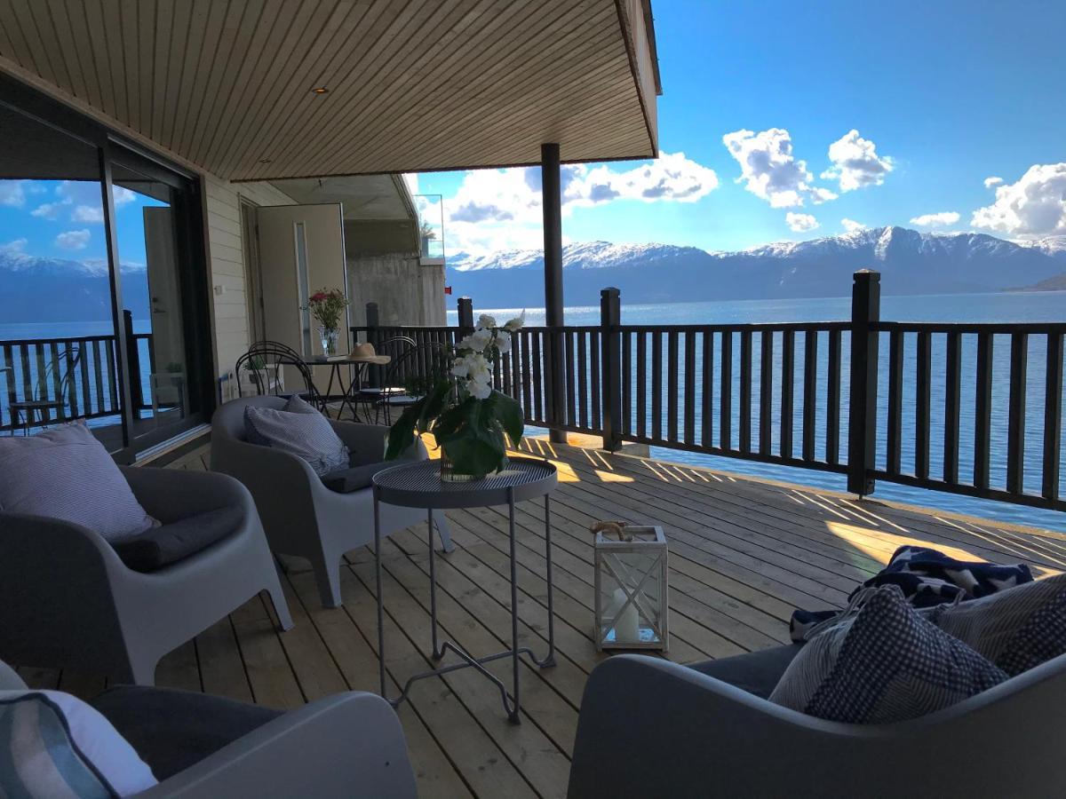 Panoramaresort In Hardangerfjorden Leilighet I Sjokanten Ved Hardangerfjorden For 7 Personer Boat , Sauna,Kajak, Sup For Rent Øystese Zewnętrze zdjęcie