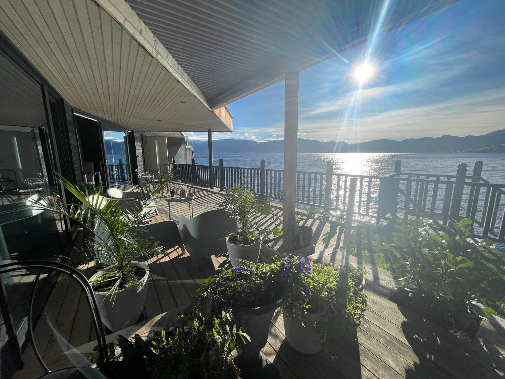 Panoramaresort In Hardangerfjorden Leilighet I Sjokanten Ved Hardangerfjorden For 7 Personer Boat , Sauna,Kajak, Sup For Rent Øystese Zewnętrze zdjęcie